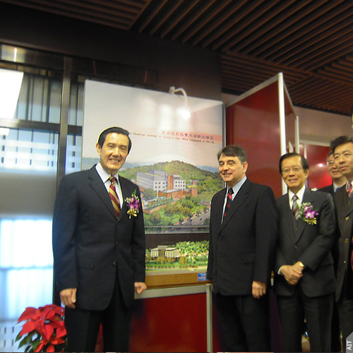AIT Director William Stanton and President Ma Ying-jeou view the model of AIT new office building in the  
