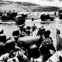 Photograph of U.S. troops on D-Day, June 6, 1944.