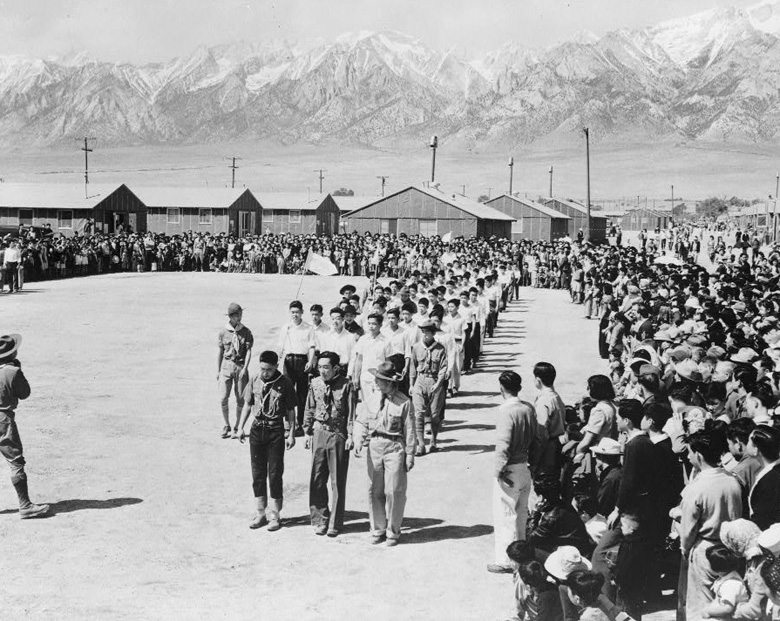 Photo of Memorial Day services at Manzanar War Relocation Center, 1942