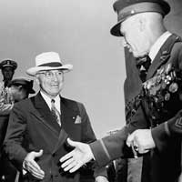 Photograph of President Harry S. Truman and General George C. Marshall.