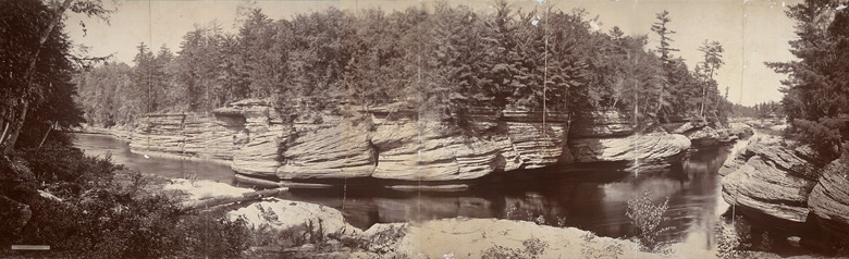 Photo of 'The Narrows, Dells of the Wisconsin.'