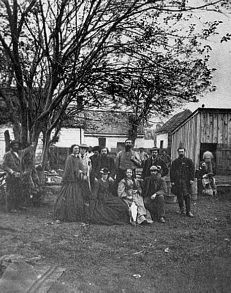 Fredericksburg, Va., Nurses and officers of the U.S. Sanitary.