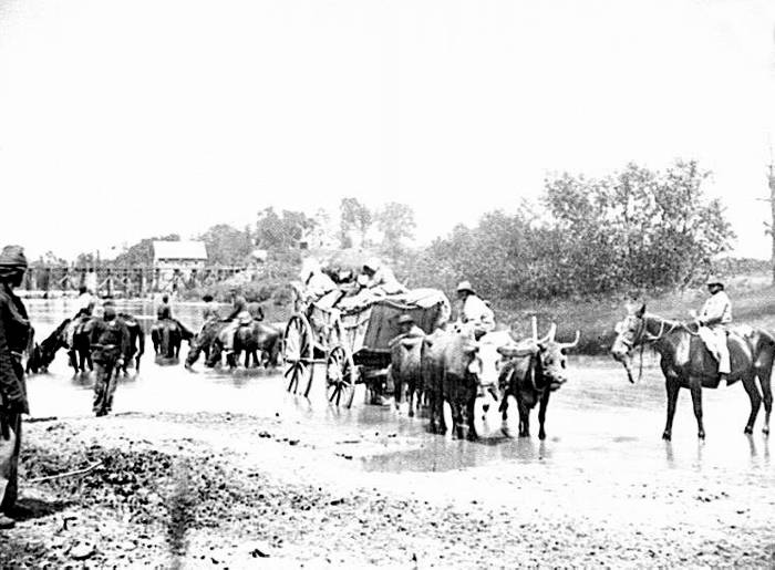 Fugitives cross Rappahannock River, Virginia in 1862