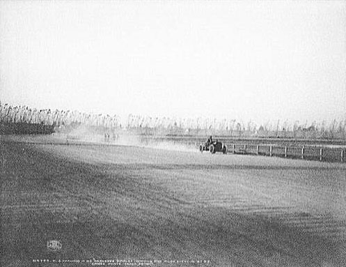 H.S. Harkness in his Mercedes-Simplex, winning five-miles event