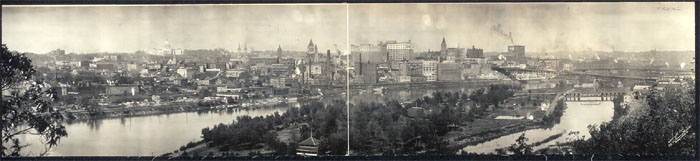 Panoramic photo of St. Paul, Minnesota
