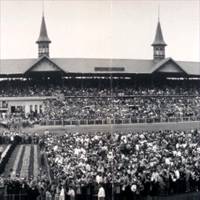 1942 Kentucky Derby, Churchill Downs, Louisville, Kentucky.