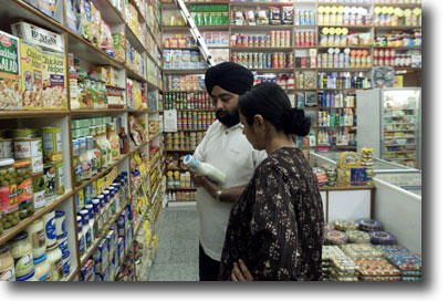 印度等國家開始開放進口市場，使消費者在食品與其他
商品上有更多選擇。