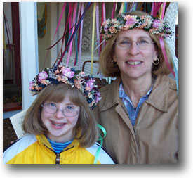 珍妮和媽媽2006年在馬里蘭州舉辦的復興節上興致昂然 