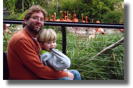 桑福德和兒子保羅在動物園遊玩