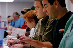 聖迭各市的選民在2004年大選中登記投票