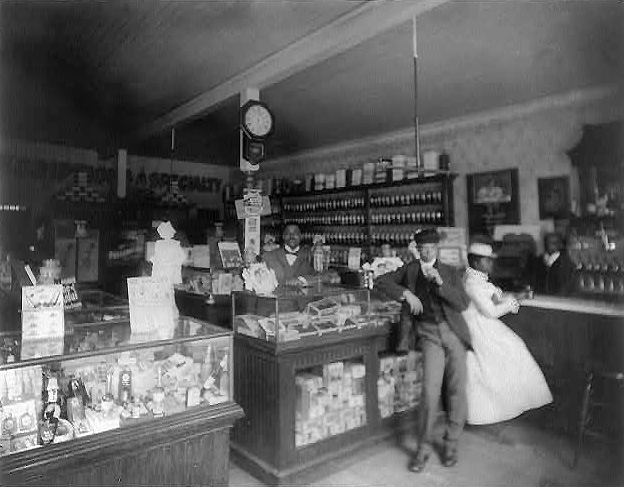 Photo of McDougald's Drug Store, Georgia, around 1900