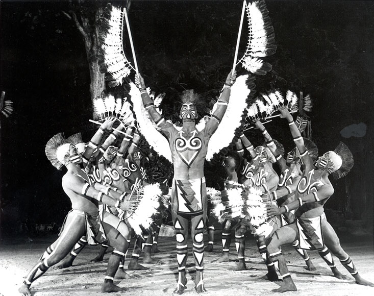 Photo of the Cherokee Eagle Dance in Unto These Hills