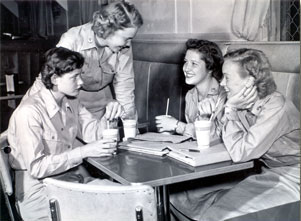 Photo of WACs at Camp Lee in late 1949 enjoying recreational activities