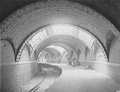 City Hall subway station, New York.'