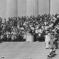 Crowds gathered at Lincoln Memorial, 1963