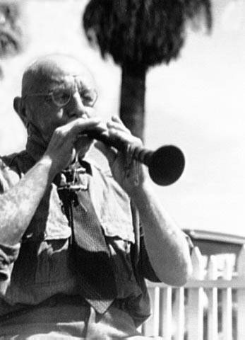 Joe Bedrosian playing zurna.