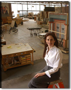 華納公司的謝莉·比裡克談其製片廠在業界帶頭致力於環保的做法。