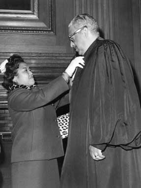 瑟古德·馬歇爾和夫人