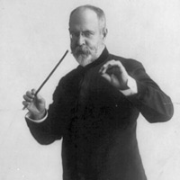 運用他的指揮棒、蘇沙便能進行音樂創作 With a small wave of his baton, Sousa made music 